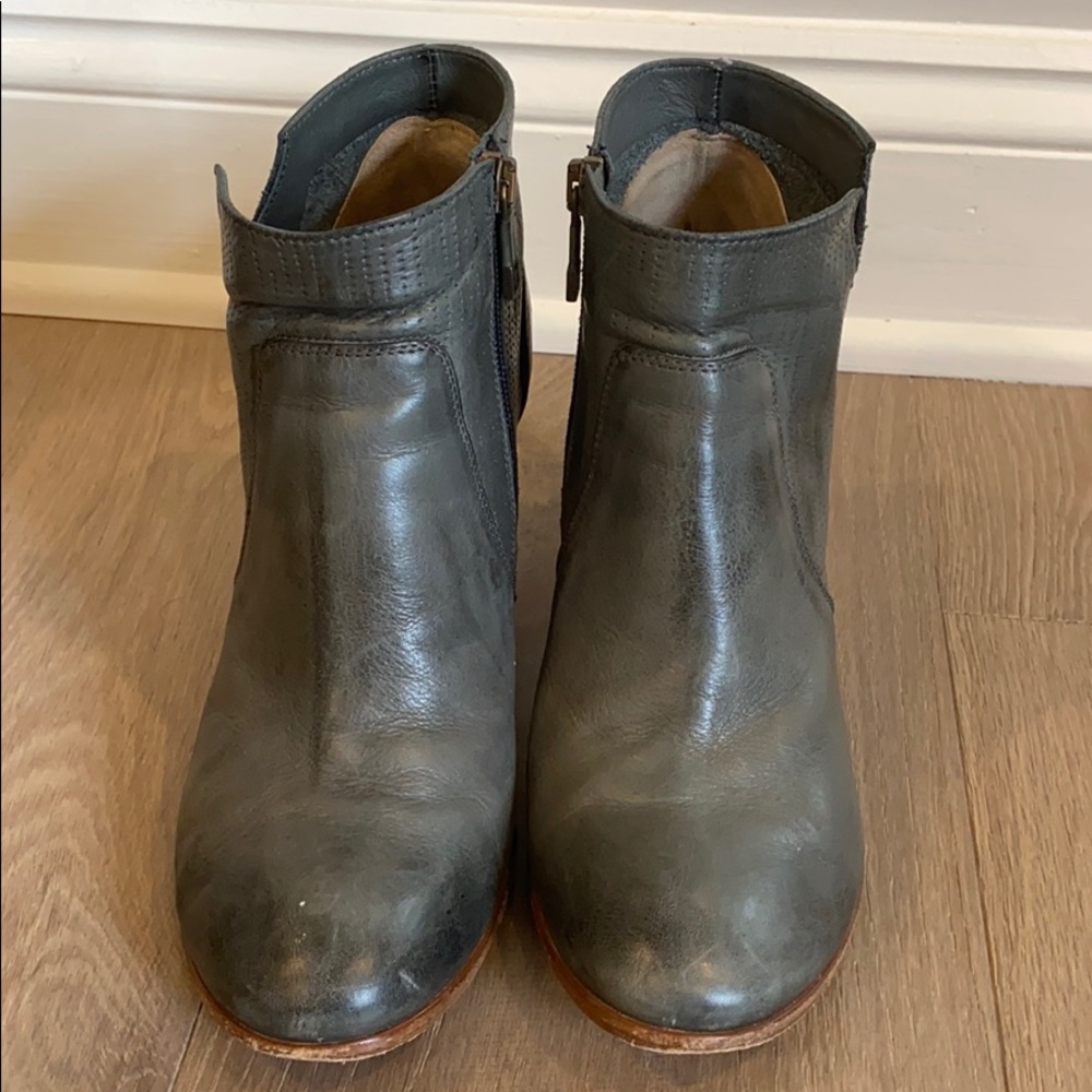 Alberto Fermani heeled boots